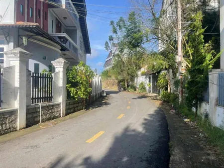 Siêu phẩm kqh đồi huy hoàng đà lạt giá rẻ chỉ 20 tr/m2 đất xây dựng 2484m2 ngang 31m view đẹp