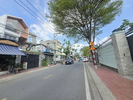 Bán đất 192m2 thổ cư ngang 12m phạm văn đồng linh đông thủ đức