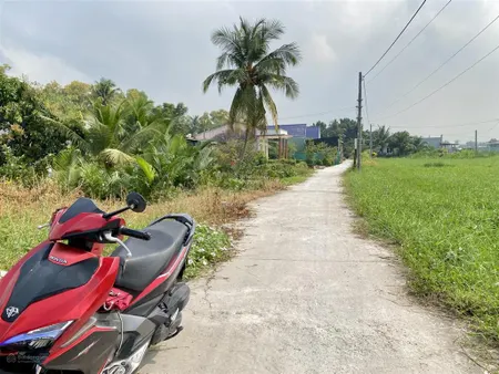 Thổ vườn 2178m² gần đường ql1a cách 500m view kênh xanh mát, giá 3,2 tỷ xã tân bình, tân trụ, la