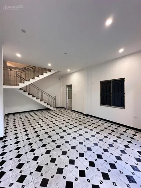 Bán nhà 2 tầng mặt tiền mai am kẹp kiệt sau trung tâm thành phố dt 104m2