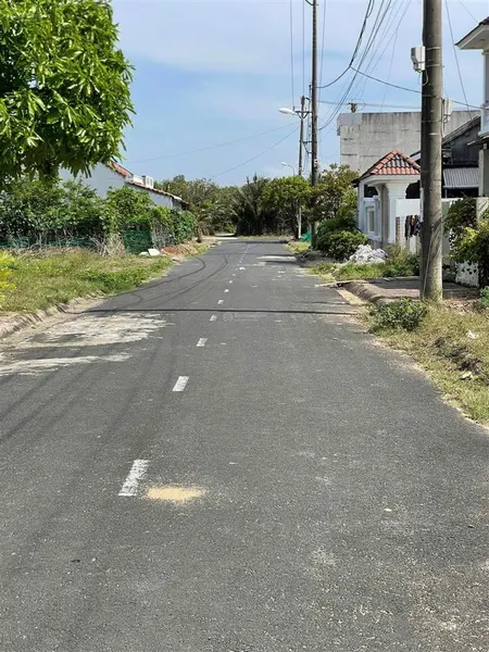 Đất tái định cư mỹ hòa 10x20 200m2,cách bãi tắm biển,chợ hải sản 800m giá thu hồi vốn giảm còn 2 tỷ