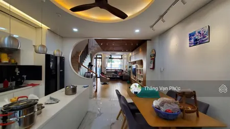 Căn nhà siêu đẹp 5m, full nội thất cao cấp, 19 tỷ , 5x21m hầm 4 tầng, sổ hồng riêng, nhận nhà ngay