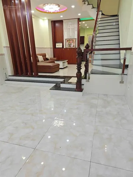 Bán nhà mặt tiền đường bùi phùng vcn phước hải sổ đỏ hoàn công phường nam nha trang