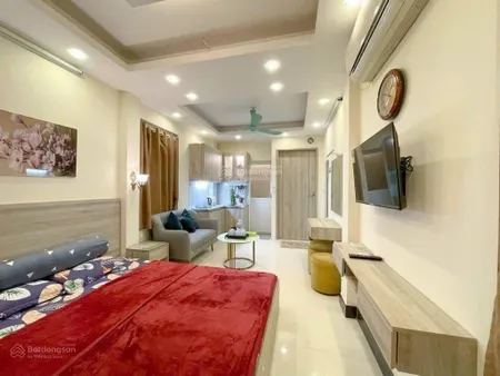 Bán gấp nhà tân ấp ba đình 50m2 , 8 tầng , tài chính 14 tỷ