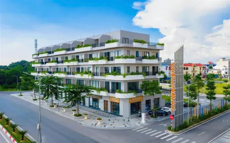 Bán nhà tại p.bắc giang,tỉnhbắc ninh dt 169,3m2, mặt tiền 7m xây sẵn 4 tầng 1 tum giá chỉ 69tr /m2
