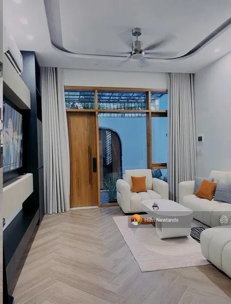 Bán nhà đẹp 3 tầng 5pn mặt tiền đường mỹ an khu mỹ an chỉ việc xách vali vào ở ngay