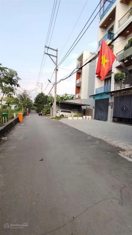 Đất thạnh xuân 24 gần viện dưỡng lão, dt 4.8 * 17 nở hậu. đường xe hơi