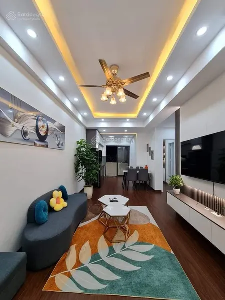 Bán gấp căn góc 2pn rộng 63m2 ở hh linh đàm, 3,19 tỷ tầng trung cực thoáng