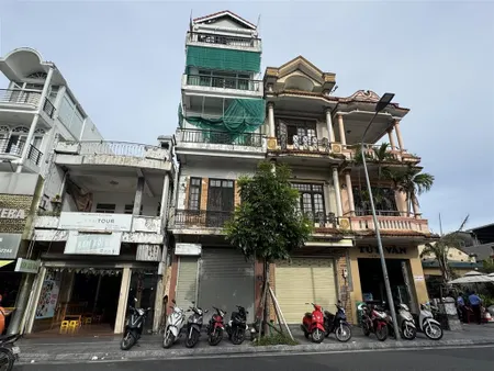 Bán nhà 5 tầng mặt tiền lê lợi