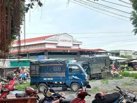 Bán đất gần chợ hưng thạnh (tân phước , tiền giang). giá 360 triệu