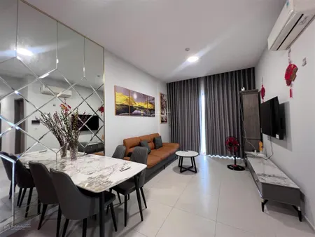 Cần bán căn 85m2 (3pn+ 2wc) full nội thất 3.9 tỷ , hỗ trợ vay có sổ hồng view hồ bơi
