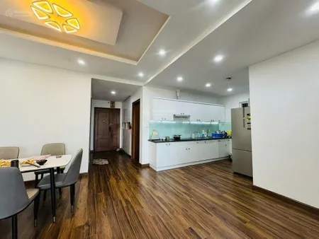 Bán căn hộ chung cư văn phú victoria, 6,8 tỷ, 97m2, giá ưu đãi, toà v3 bc đông nam