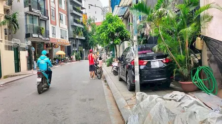 Bán nhà phú thượng, gần hồ, ô tô, kinh doanh hay ở đều được, 55m, 12,8 tỷ