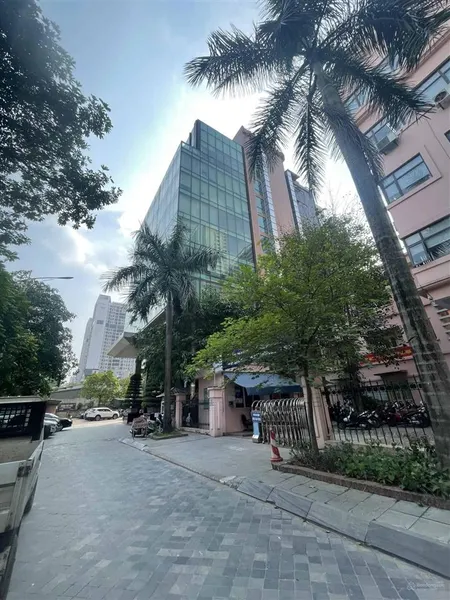 Cần bán gấp lê văn lương 170m2, mặt tiền 4.6m, ô tô tránh giá đầu tư hợp xây toà văn phòng cho thuê