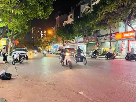 Bán đất dịch vụ a yên nghĩa. cạnh chân chung cư, ôtô tránh, kinh doanh, phân lô bàn cờ. giá 12tỷ480