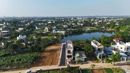 104m2 full thổ cư trục chính chằm seo phú cát