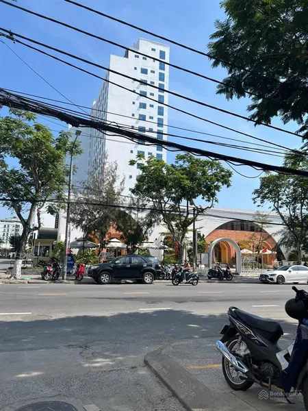 Chuyển nhượng siêu phẩm mt nguyễn văn thoại sát biển mỹ khê tặng ngay khách sạn sẵn nguồn thu