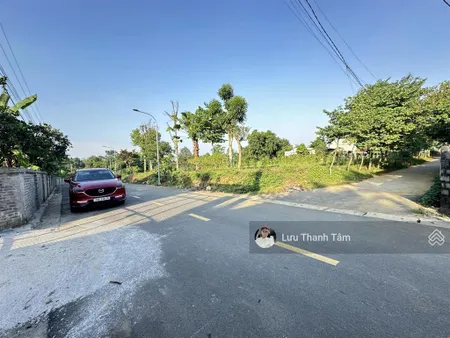 E nó là số 2 không ai dám nhận là số 1! cần bán lô góc hoa hậu 2227m vuông vắn bám trục đường chính