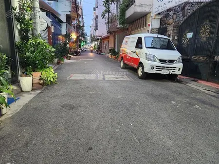 Đất bán phú nhuận, 5x13. 5 vuông a4, cách quận 3 chỉ 1km, lê văn sỹ, p13, phú nhuận