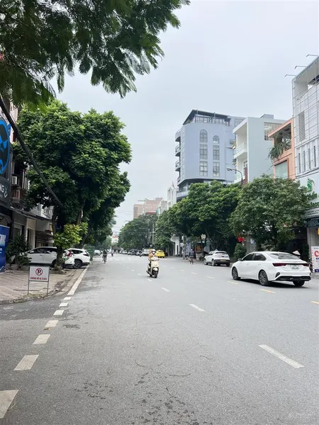 84,7m2 lô góc 2 mặt tiền mặt đường quán nam lê chân cần bán gấp