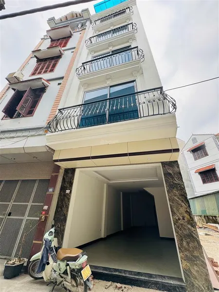 Cần bán cả đất và nhà trục chính liên thôn lai xá, hoài đức. oto đỗ cửa.