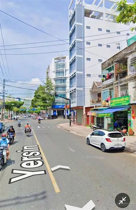 [ nhà mặt tiền yersin 115m² , vị trí khá đẹp ] *** cách biển trần phú 800m giá 13,68 tỷ