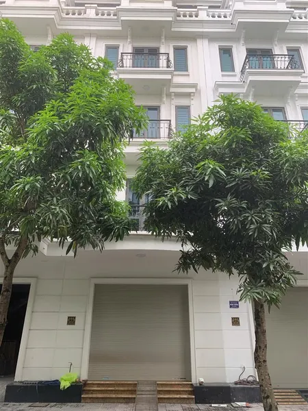 Cần tiền bán gấp kiến hưng luxury mặt đường 15m. giá 19 tỷ sổ đỏ. 0944 960 ***