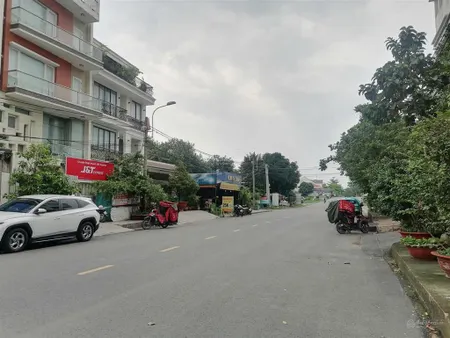 Đất mặt tiền đường số 10 khu bên sông, sau lưng gigamall giá 22tỷ1 tl