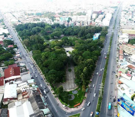 Bán đất 2 mặt tiền đường kinh dương vương hậu giang đối diện công viên
