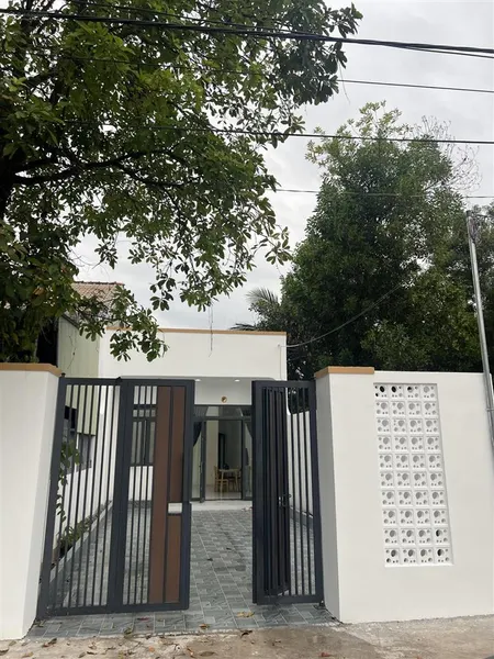 Lô đất mặt tiền nguyễn văn linh mua đất tặng nhà cấp 4 mới xây giá chỉ hơn 2 tỷ