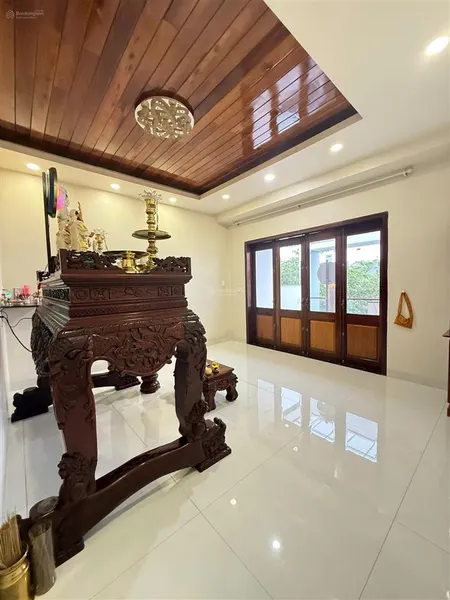 Bán nhà sổ hồng đường rộng 20m bùi thiện ngộ vcn phước hải