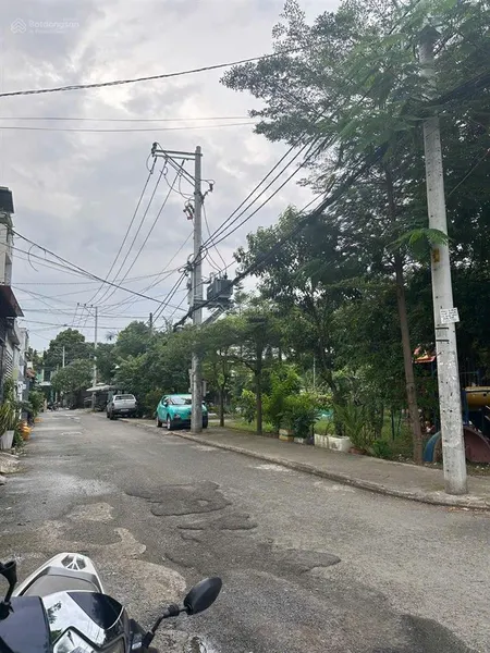 Đất xây căn hộ đường 102 man thiện,hiệp phú ,q9