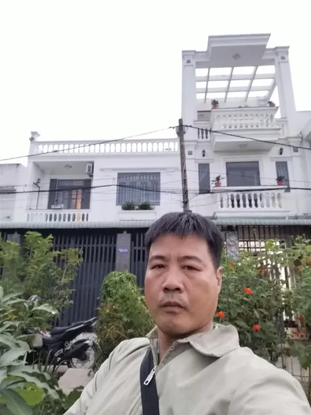 Bán nhà riêng 152m2ngang 7.4mnhà có gara ô tô, sát chợ bình chánh, nhà thờ bình chánh, nhỉnh 5 tỷ