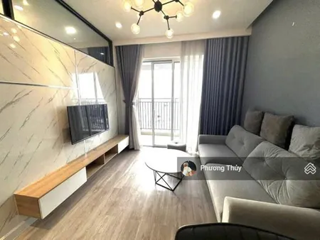 Chủ đi định cư bán gấp, ch h2 hoàng diệu q. 4 giá 1 tỷ 680 dt66m2, 2pn2nvs, tầng trung có sổ hồng
