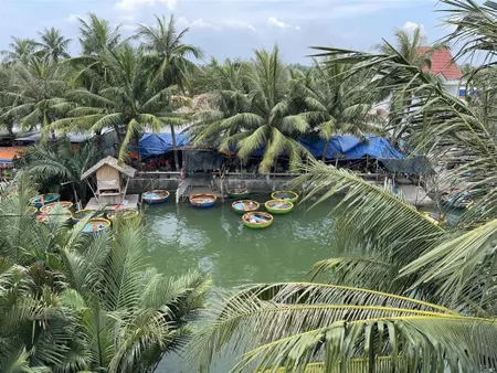 Độc quyền, gần 2000m2, 3 sổ đã hoàn công, khách sạn bể bơi, giá tốt 95 tỷ trần nhân tông, hội an.