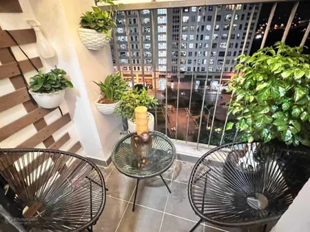 Cần bán căn góc 97m2 chung cư ct2 văn khê, 3 phòng ngủ, giá 6.22 tỷ có thương lượng