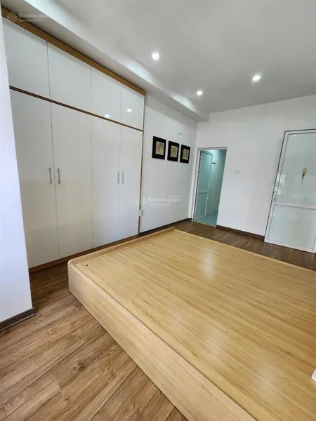 Cần bán căn hộ 105m2, 3 phòng ngủ ct6 văn khê, 2pn, giá 6,3 tỷ