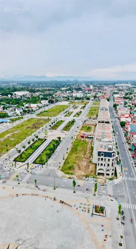 Bán căn góc shophouse âu cơ park sẵn khách thuê lại luôn. 0865 566 ***