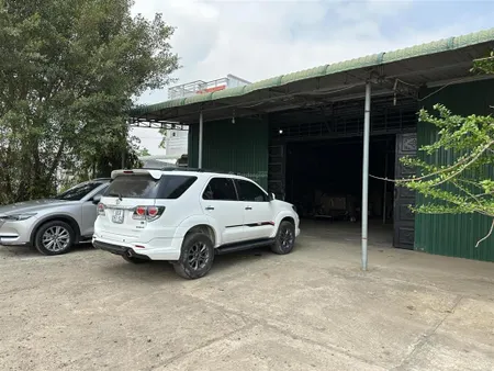 Cần chuyển nhượng xưởng sản xuất nến diện tích 1000m2 xã bình an, bình thuận