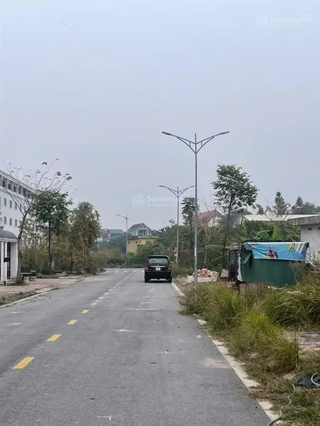 Ô đất nằm trong khu dự án vũ kiệt, điểm cộng lớn là toàn khu đã ra sổ riêng, cấp phép xây dựng