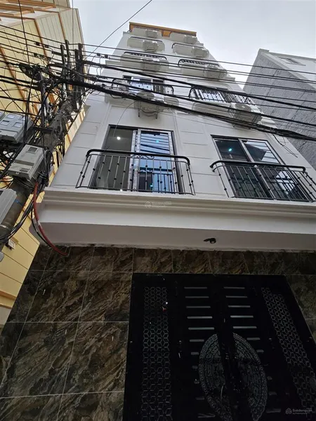 Hòe thị 2 mặt ngõ ô tô 7 chỗ đỗ cửa kinh doanh. 50m 4 tầng mt 4.6m ngõ thông,