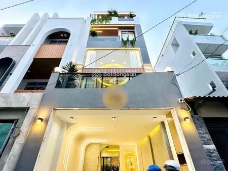 Chủ cần bán nhà đường nguyễn trường tộ p12, q4. 70,6m2, 4tỷ190tr gần đại học luật. cho thuê 22tr/th