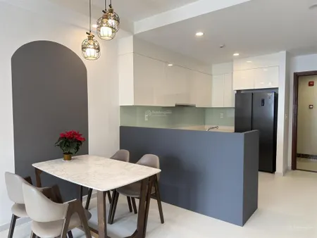 Bán cc 2pn full nội thất, 81m2, giá siêu hời 8 tỷ tại bến vân đồn, q4, hcm