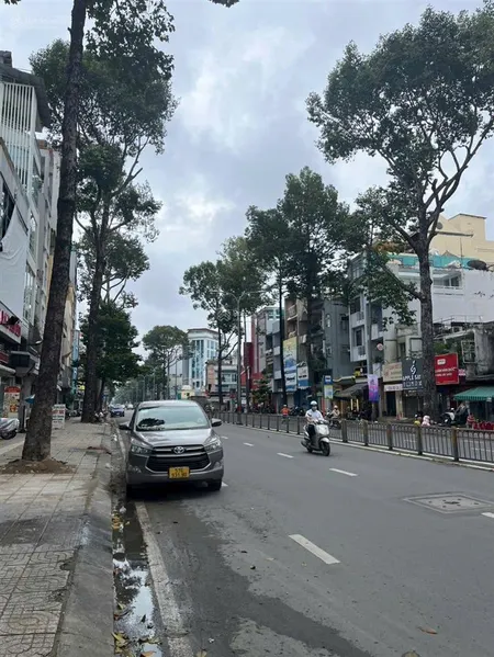 Bán nhà hẻm 3/2, p16, quận 11, dt 3,8x11m trệt, 2 lầu giá chưa tới 6 tỷ