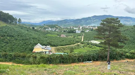 Đất trung tâm phi tô, view thoáng đẹp giá rẻ