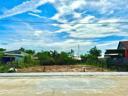 Tài chính nhẹ, dt 200m2 đất full thổ cư đường 7m5 thanh khoản cao