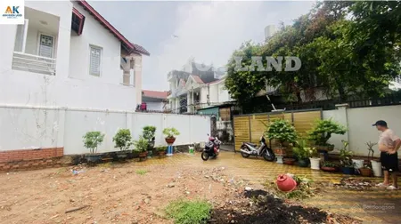 Hot ! hot đất hẻm xe hơiđường số 8 p. linh trung111.9m2xây dựng cao tầng thích hợp xây chdv