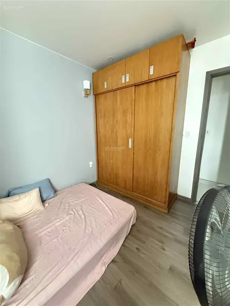 Căn 76m2, 2pn, full nội thất, cách cầu tân thuận 1 km ( chính chủ 0936 726 ***)
