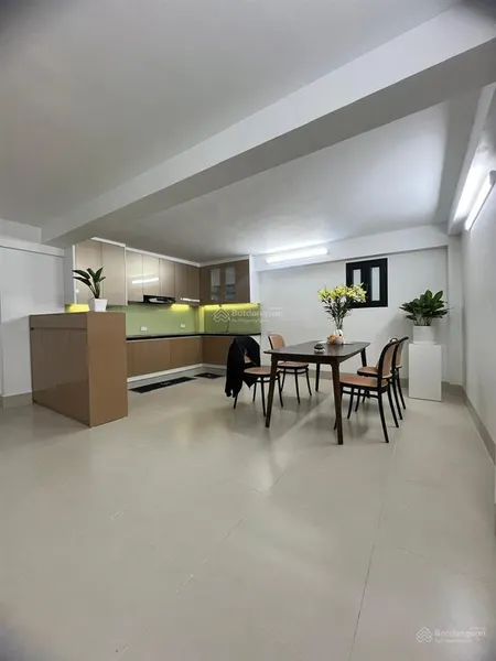 Bán nhà cát linh,đống đa,20m2 x 4 tầng,nhà mới full nội thất,20m ra phố,nhỉnh 5 tỷ