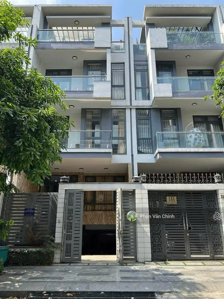 Bán nhà kđt vạn phúc có lối thông hành, hoàn thiện có thang máy giá 22,5 tỷ tl